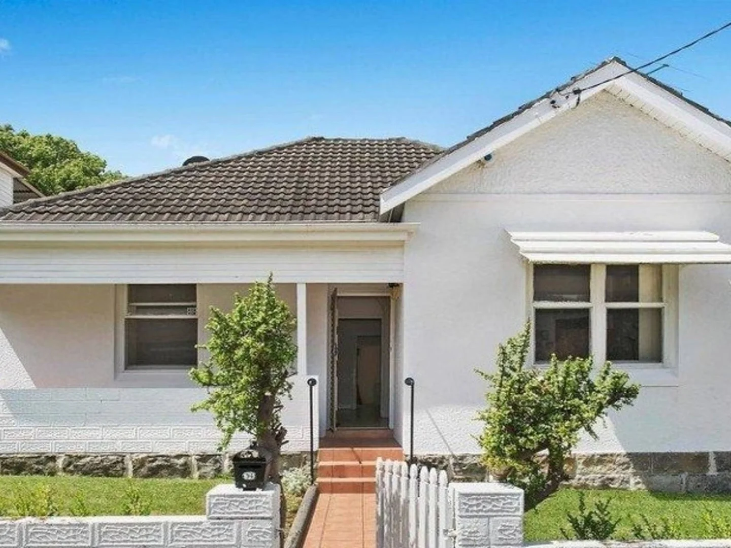 94 High Street, Carlton NSW 2218