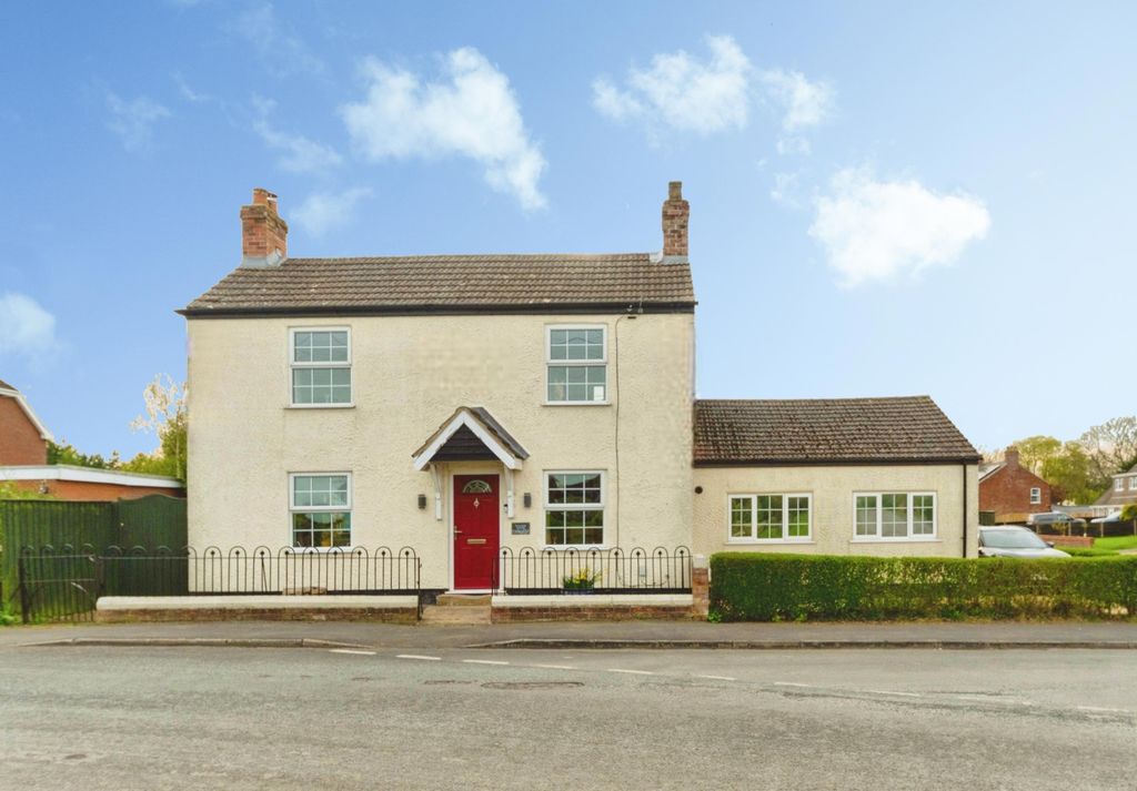 3 bed detached house for saleTownside, East Halton, Immingham DN40