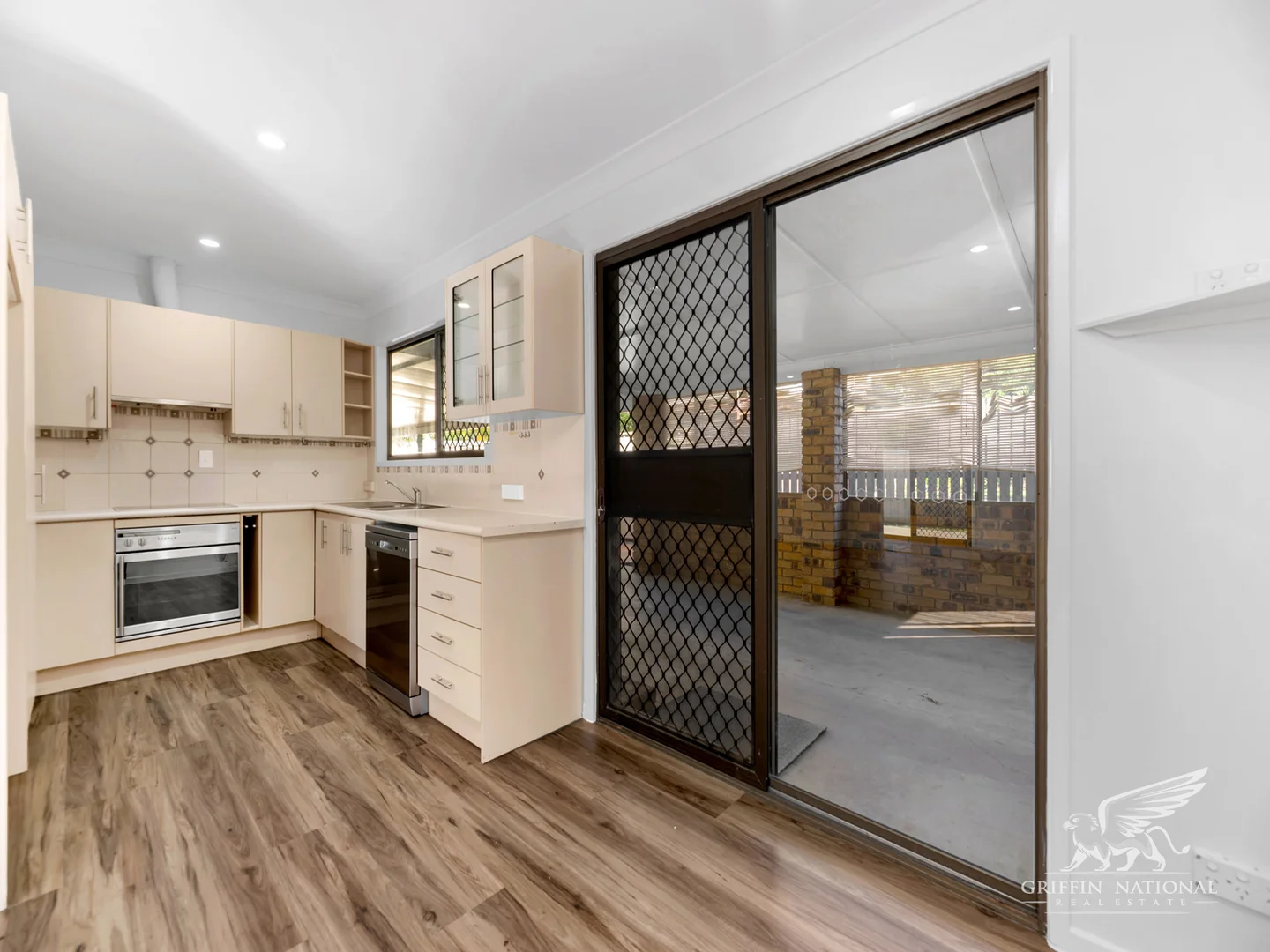 1301 Anzac Ave, Kallangur QLD 4503 photo 3