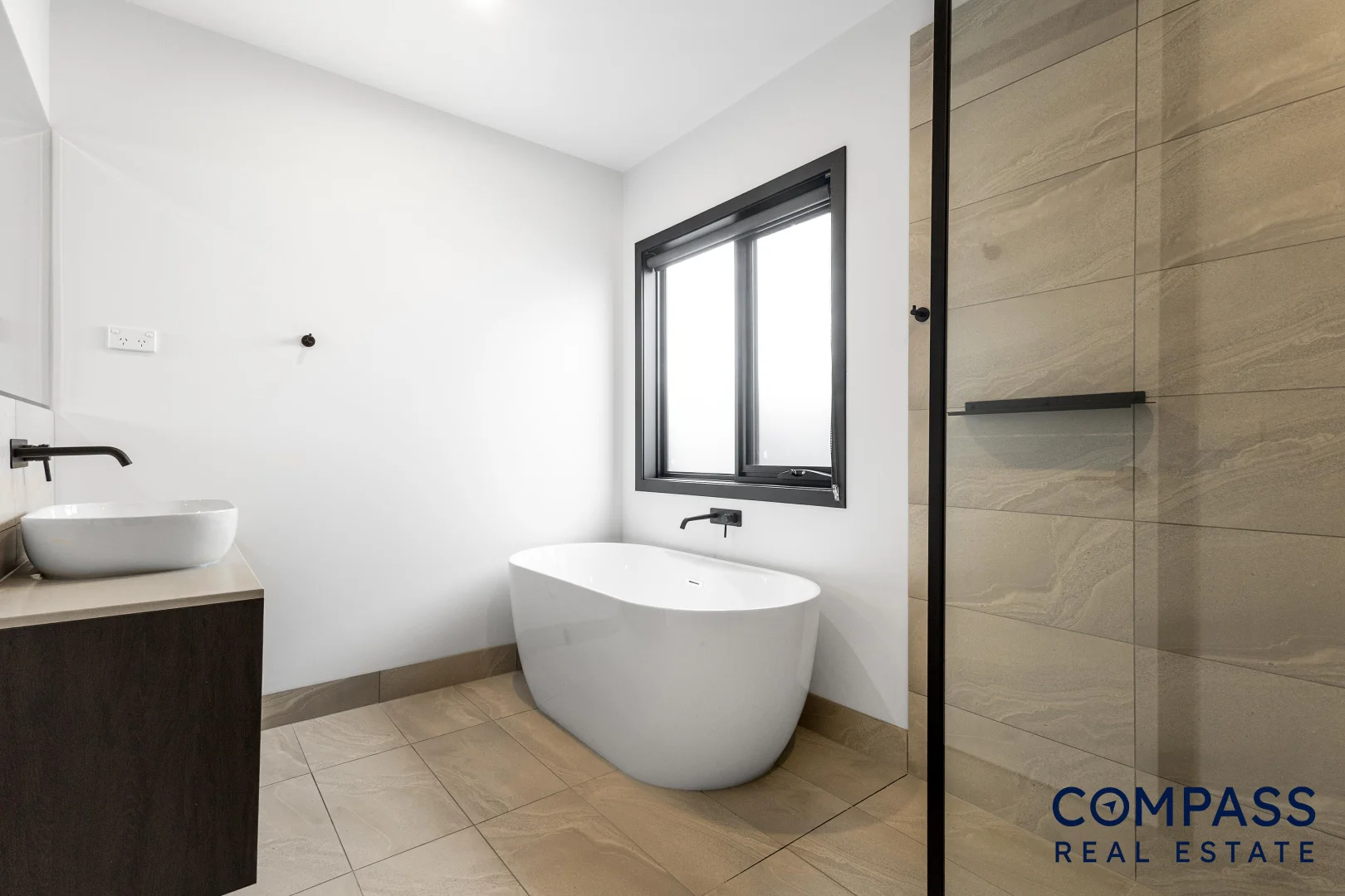 Additional image 10 of 13 Jules Way, Pakenham VIC 3810