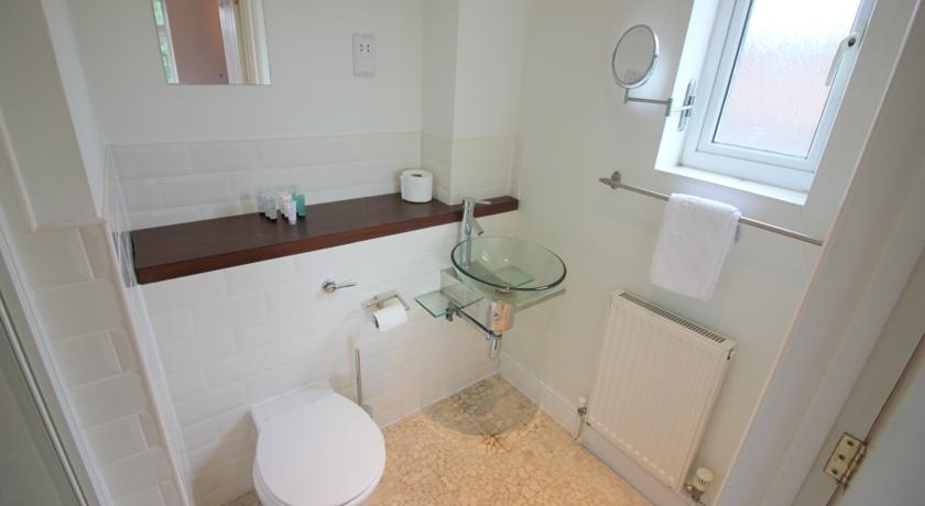 Additional image 20 of 4 Bed Semi-Detached House, Elfleda Road, CB5, N1 7GU