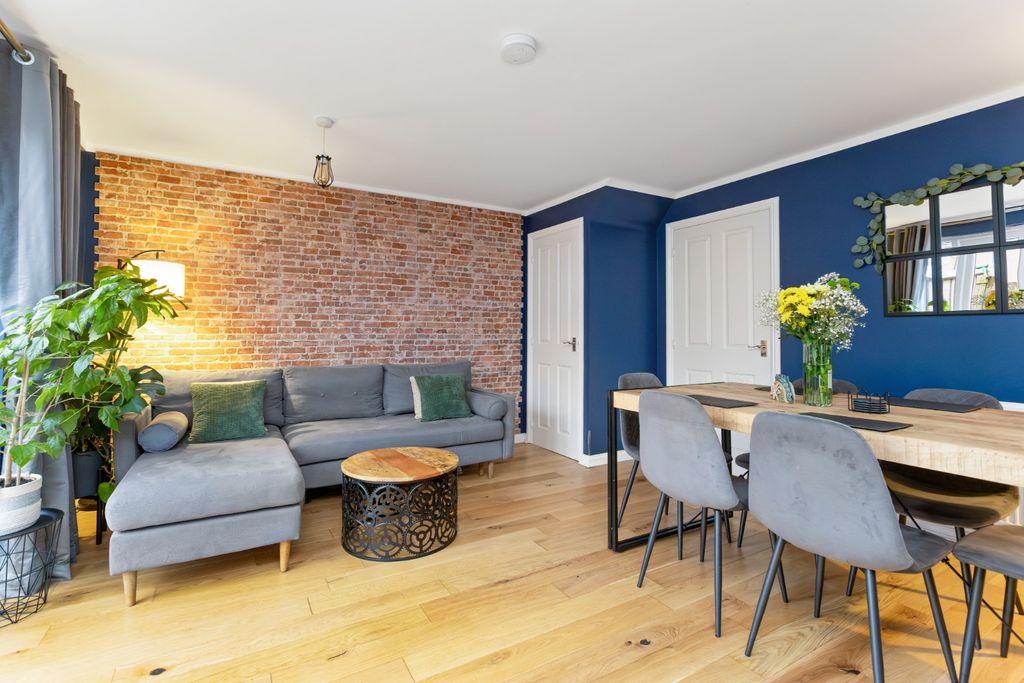 Additional image 4 of 3 bed semi-detached house for sale47 Foster Road, Penicuik EH26