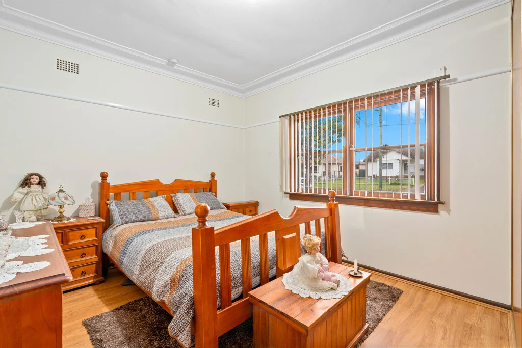 12 Huon Street, Cabramatta NSW 2166 photo 4