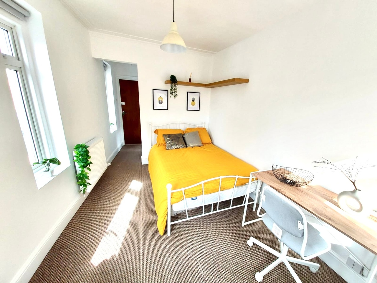 Additional image 7 of 3 Bed Flat, Milton Road, SO15, N1 7GU