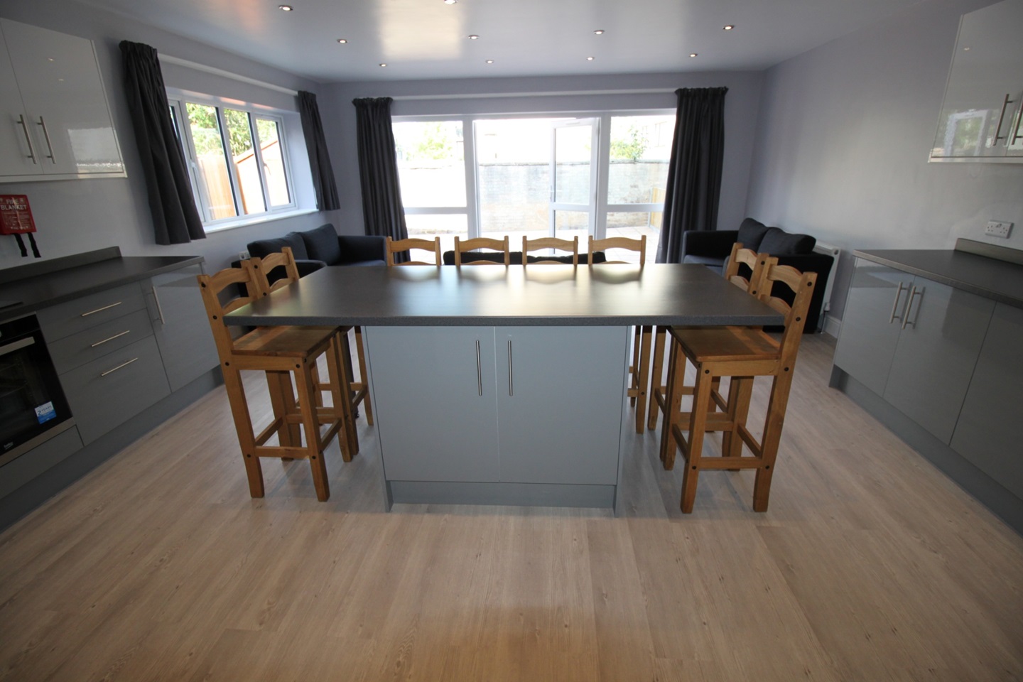8 Bed Terraced House, Livingstone Road, SO14, N1 7GU