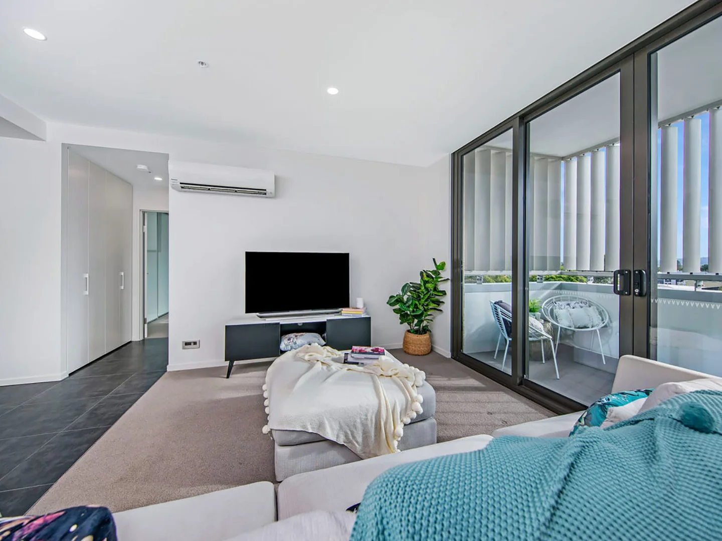 Additional image 2 of 502/470 King St, Newcastle West NSW 2302