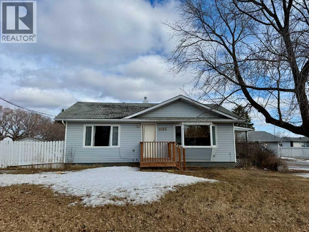 1105 15 Street