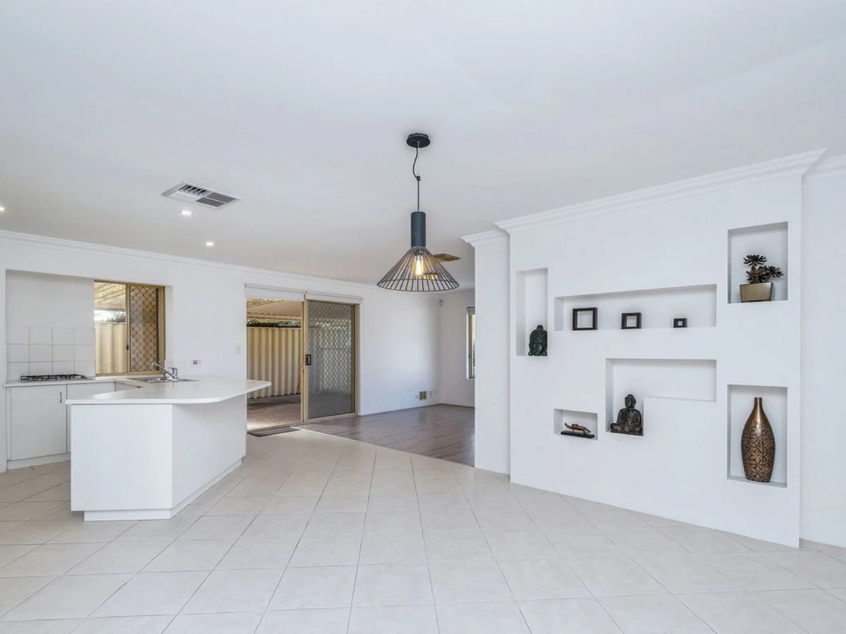 Additional image 17 of 8 Desault Cove, Ballajura WA 6066