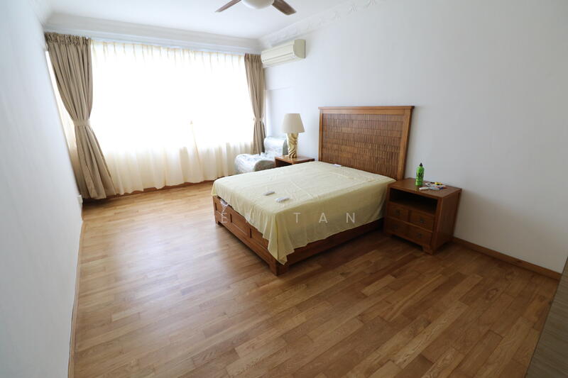 32 Jalan Rajah photo 2