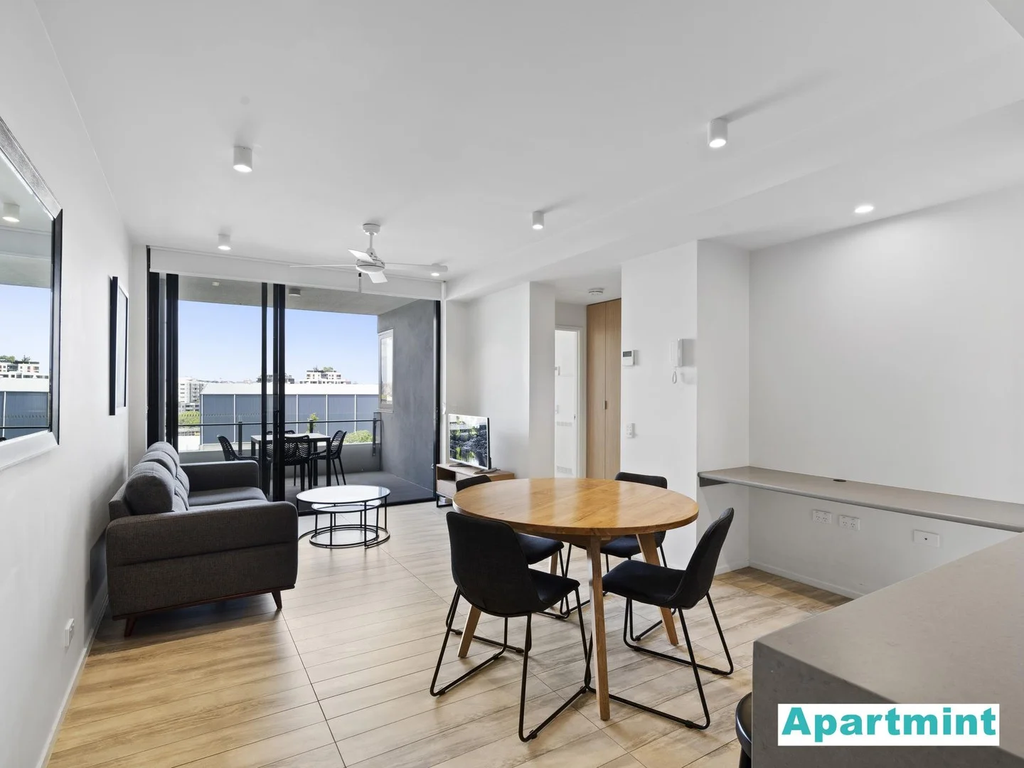 402/36 Anglesey Street, Kangaroo Point QLD 4169