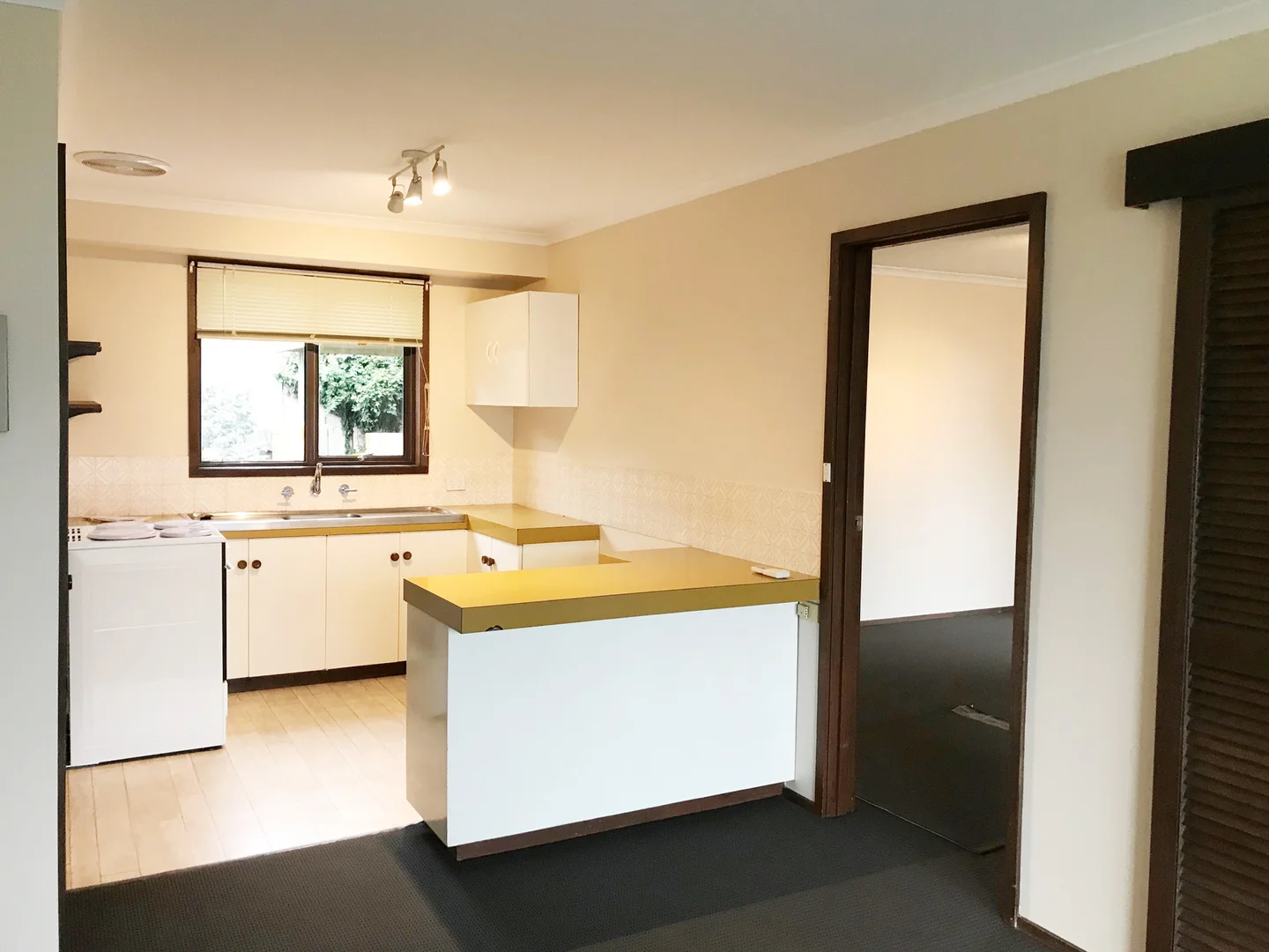 Additional image 3 of 2 Lucinda Parade, Lutana TAS 7009