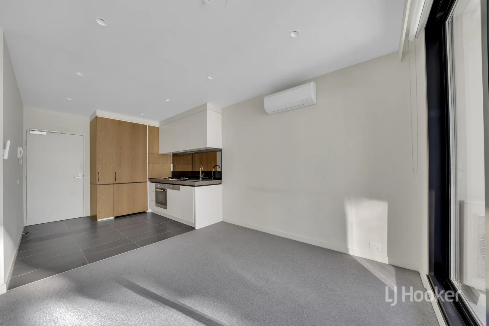 Additional image 2 of 1502/8 Daly Street, South Yarra VIC 3141