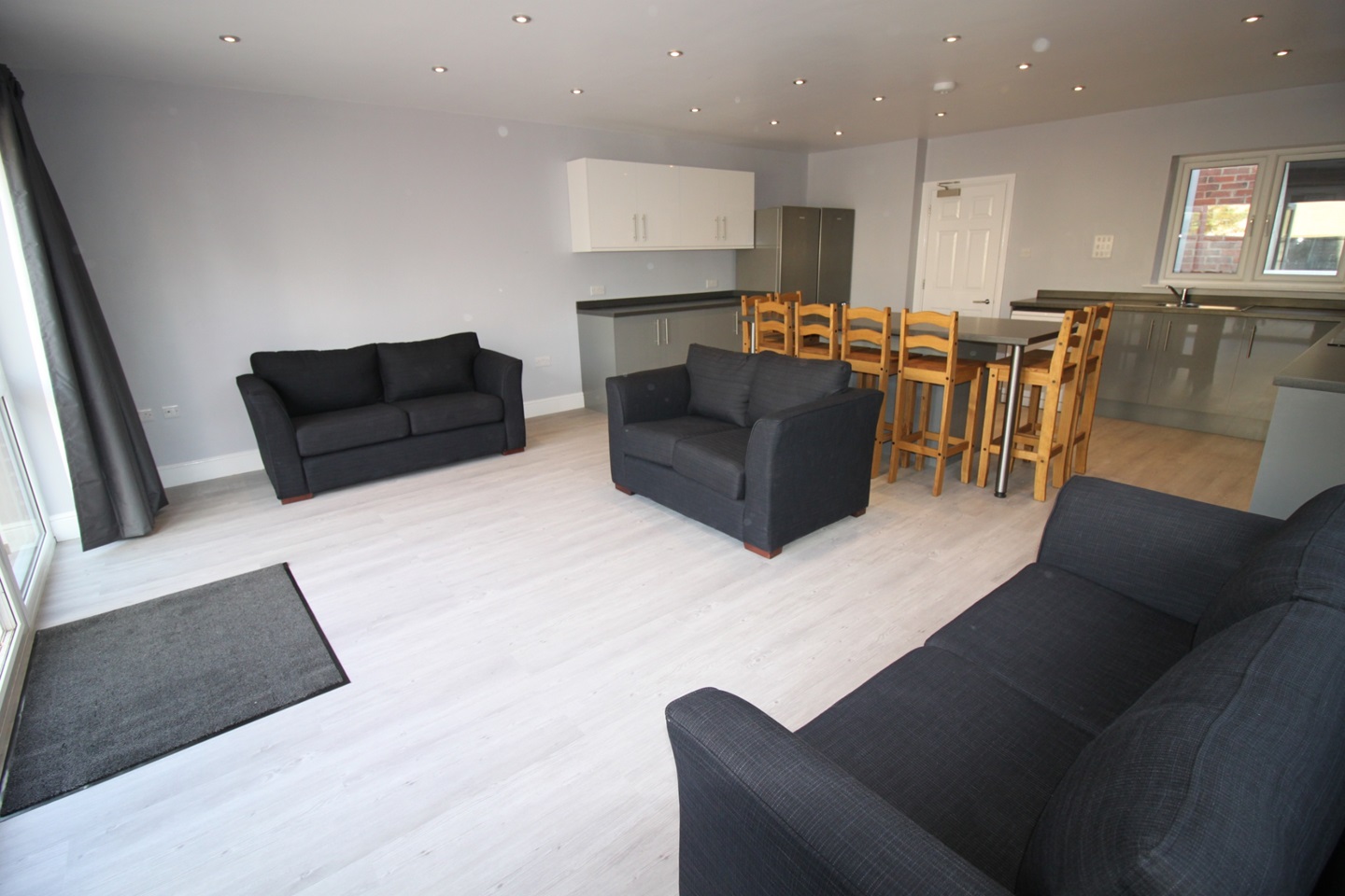 Additional image 2 of 8 Bed Terraced House, Livingstone Road, SO14, N1 7GU