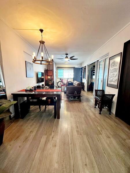 241 Jurong East Street 24