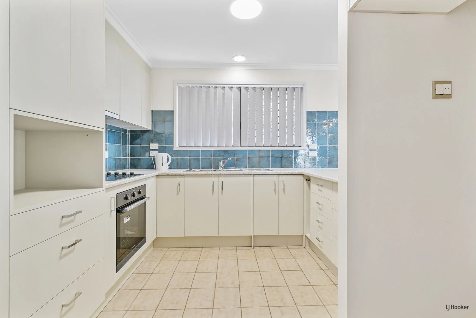 2/2 Anthony Avenue, Banora Point NSW 2486
