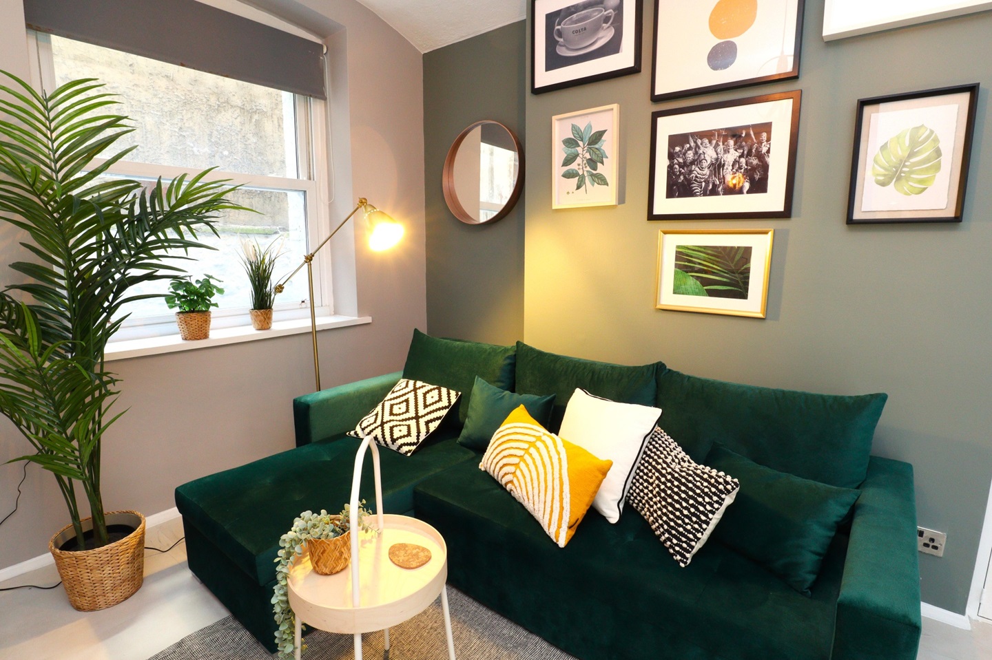1 Bed Flat, Windsor Court, BN1, N1 7GU