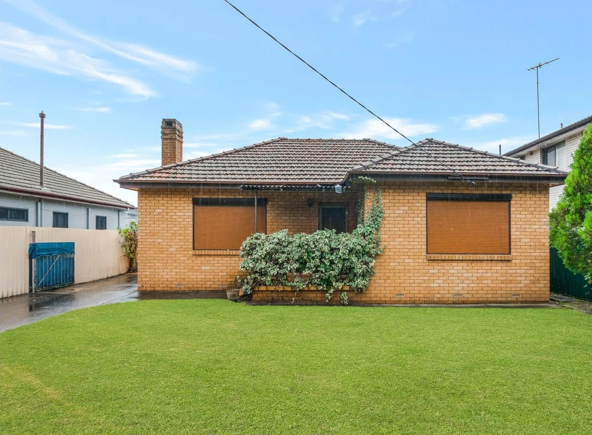 12 Ulverstone street, Fairfield NSW 2165