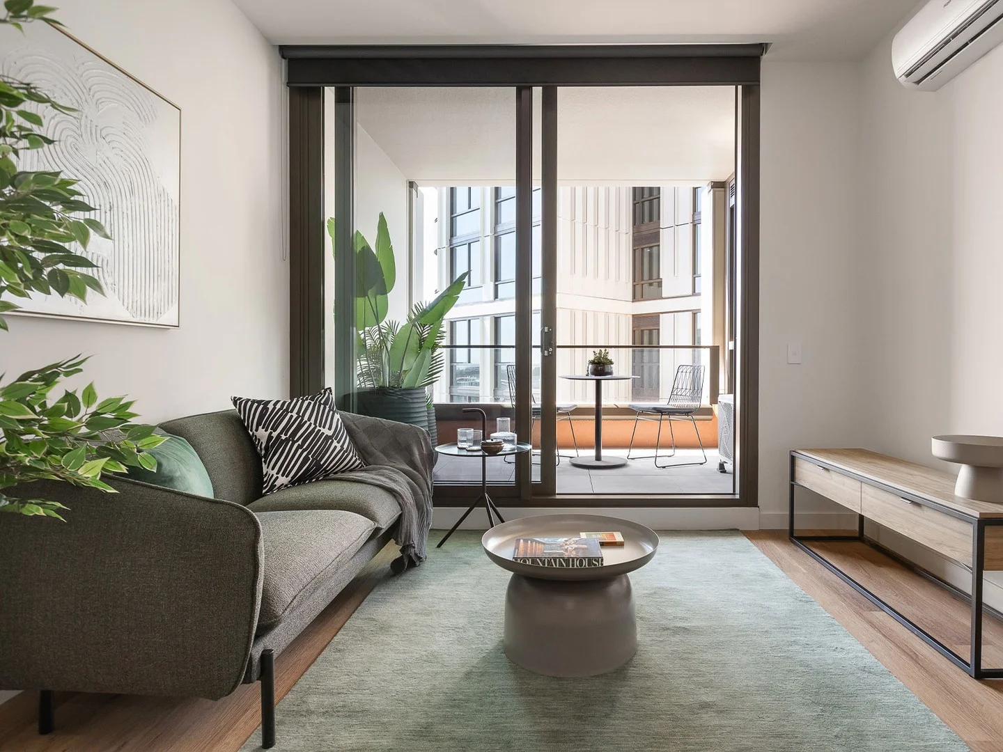 311/18 Station Street, Caulfield North VIC 3161