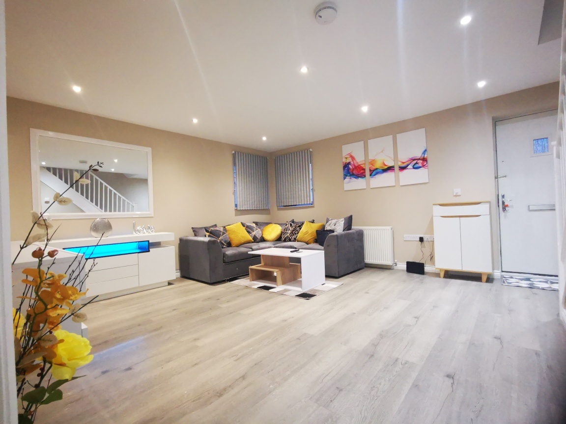 Room in a Shared House, Central Avenue, CB4, N1 7GU