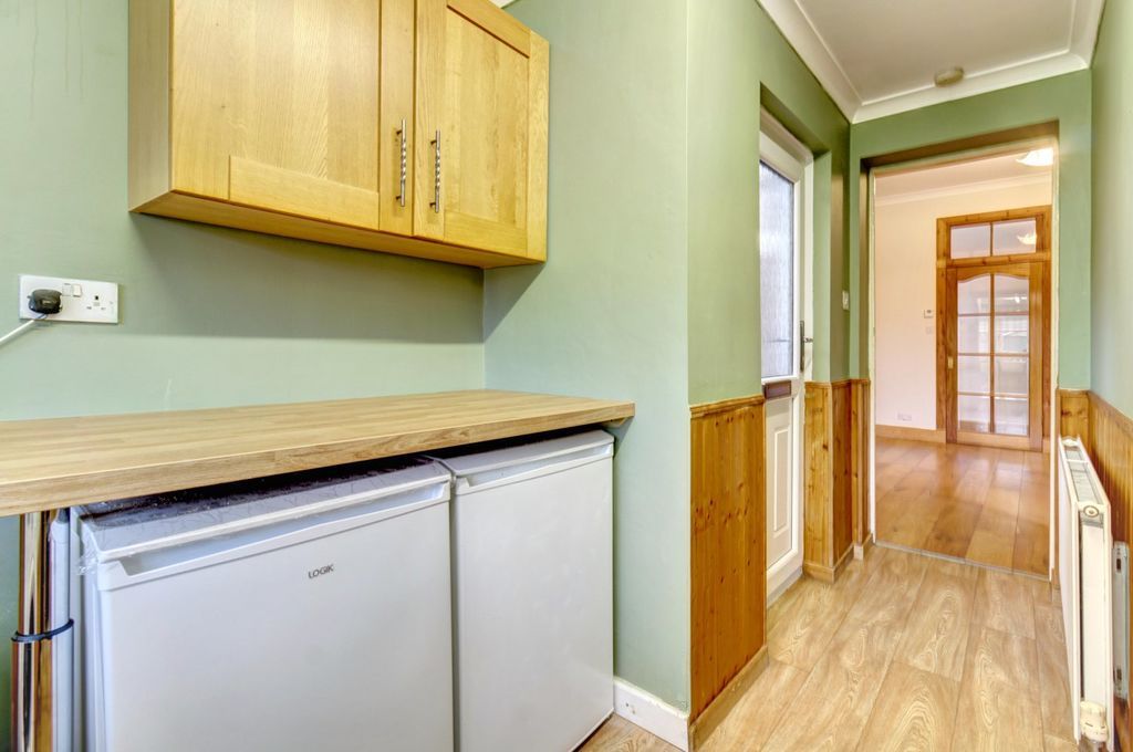 Additional image 5 of 2 bed flat for saleWoodvale, Lennox Street, Renton G82