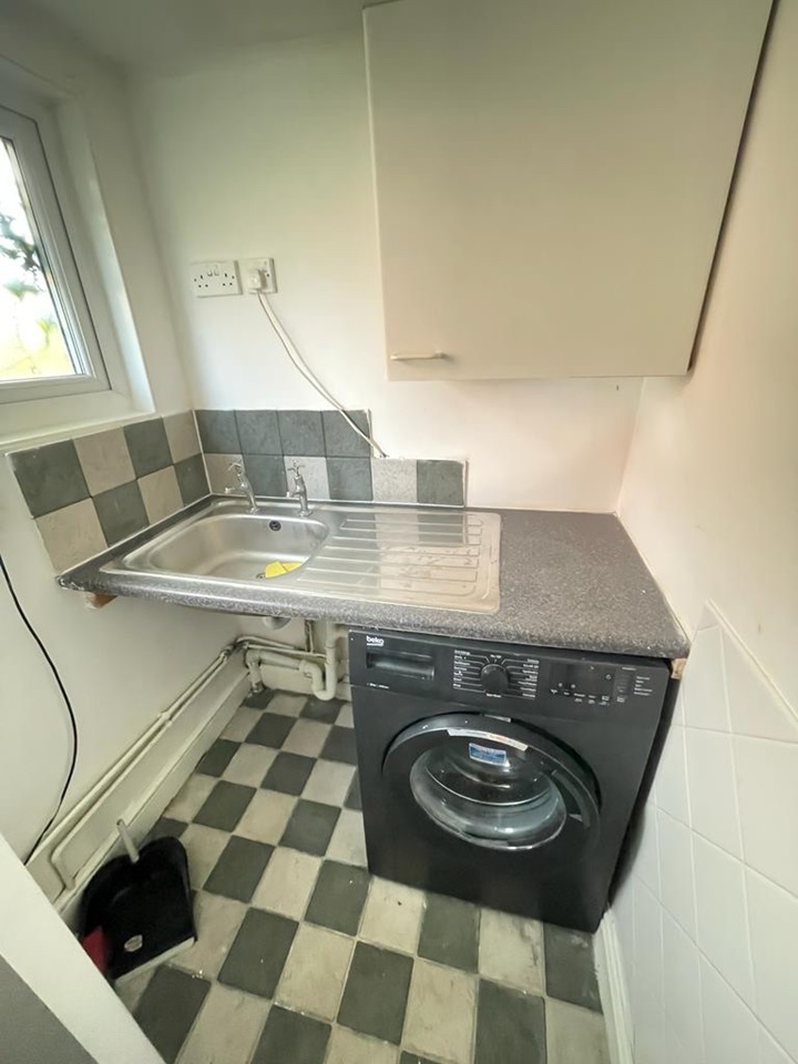 Additional image 18 of Room in a Shared House, Victoria Park Road, LE2, N1 7GU