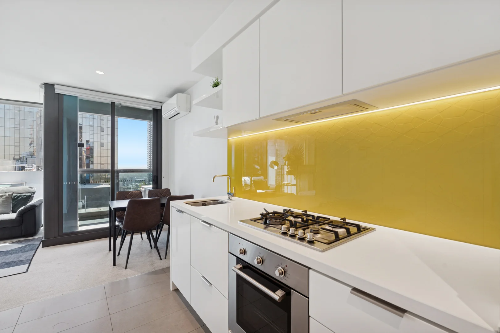Additional image 3 of 3901/285 La Trobe Street, Melbourne VIC 3000