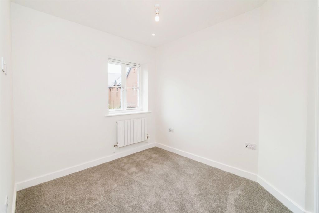 Additional image 10 of 4 bed detached house for saleEmbley Lane, East Wellow, Romsey SO51