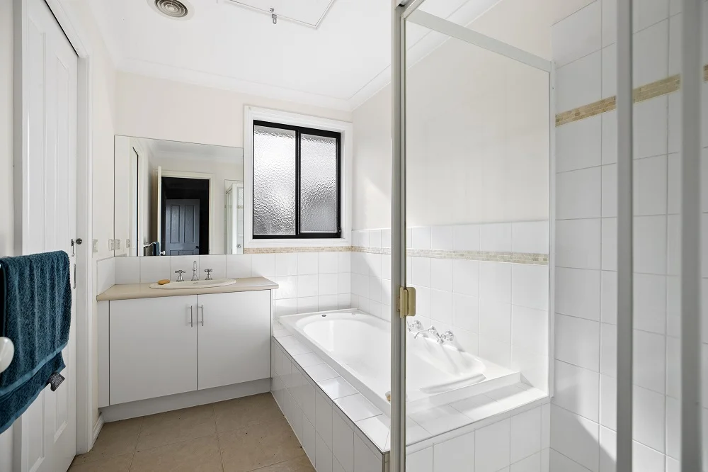 Additional image 4 of 2/2 Waratah Avenue, Bayswater North VIC 3153