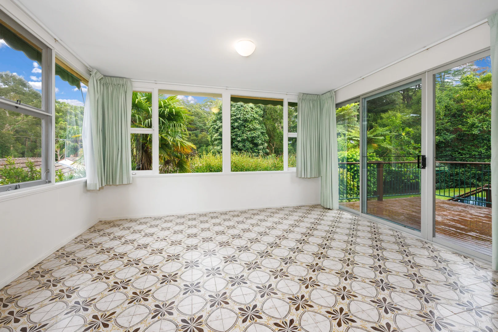 Additional image 3 of 1 Jubilee Avenue, Pymble NSW 2073