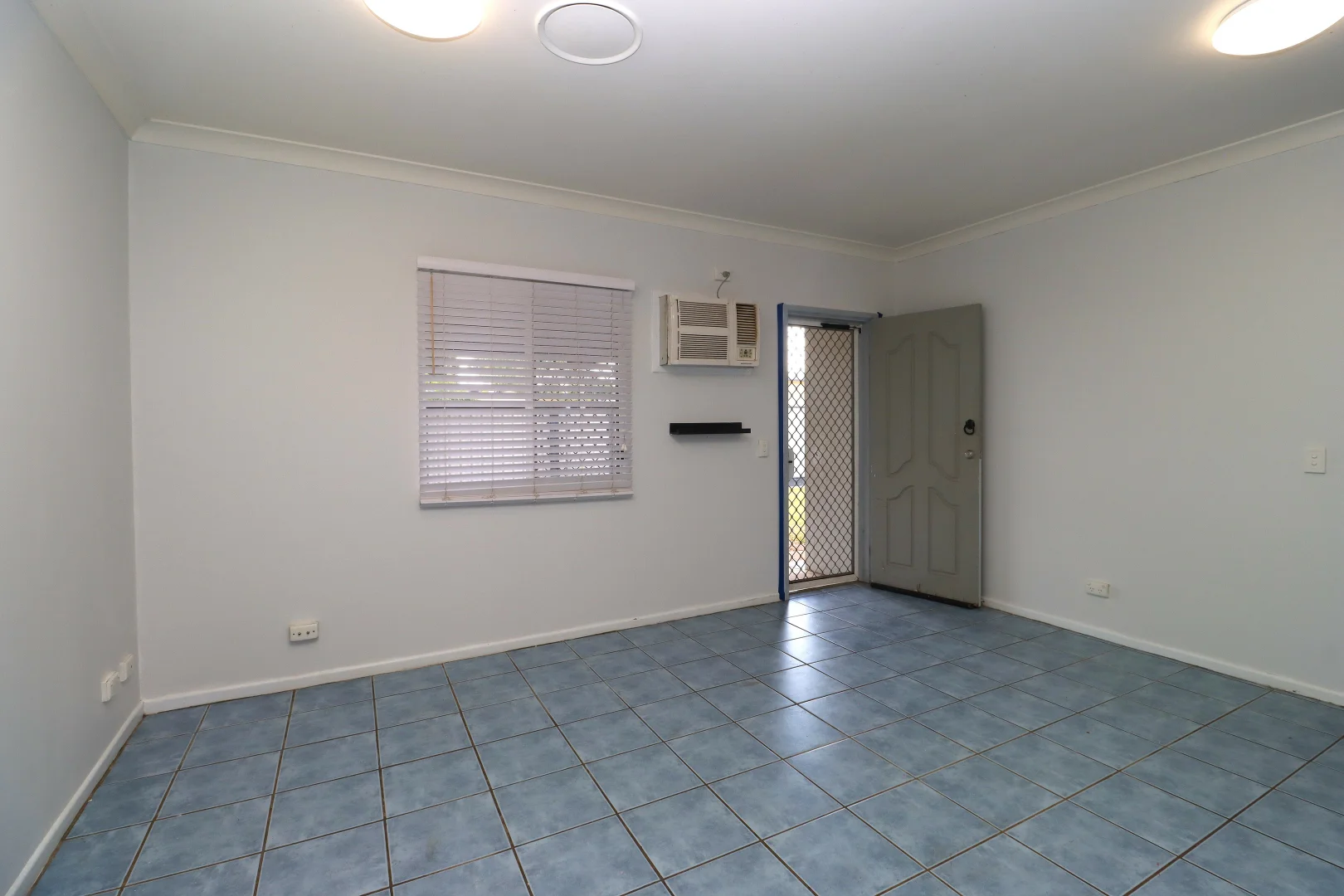Additional image 5 of 9 Mccarthy Ave, Mount Isa QLD 4825