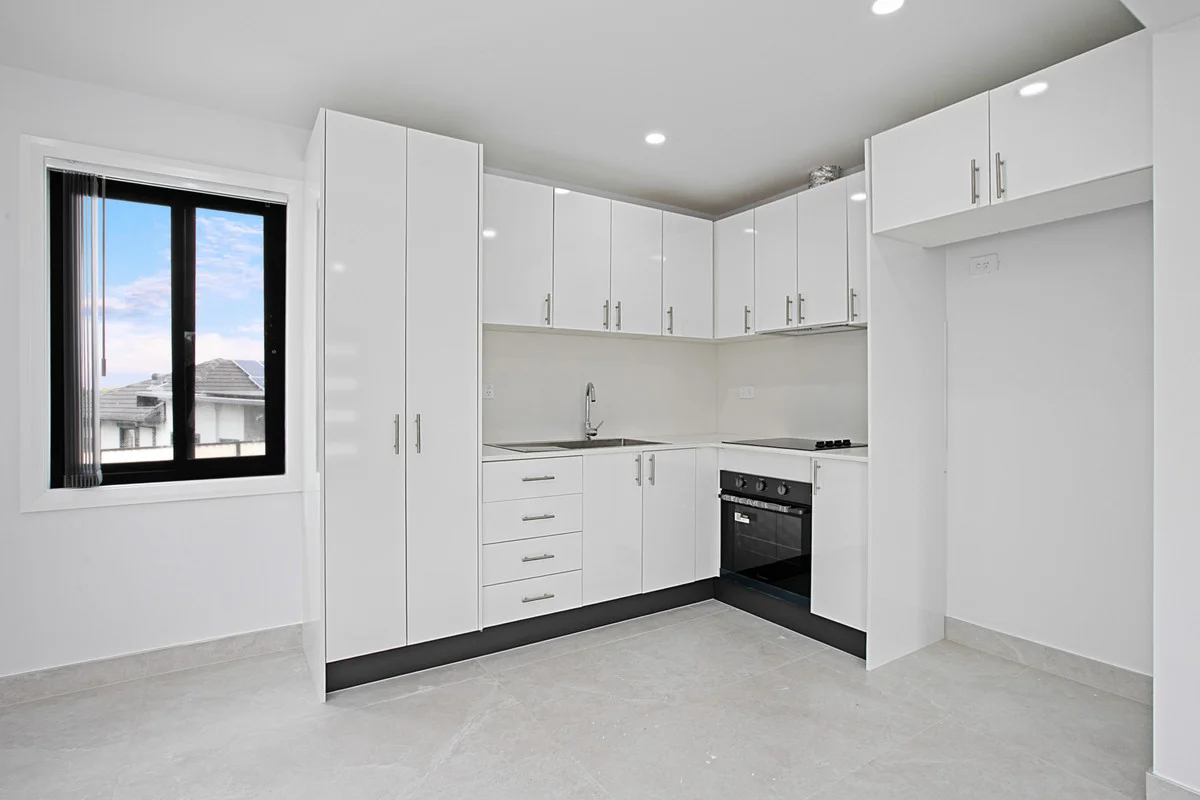 Additional image 3 of 8 De Witt Place, Fairfield West NSW 2165