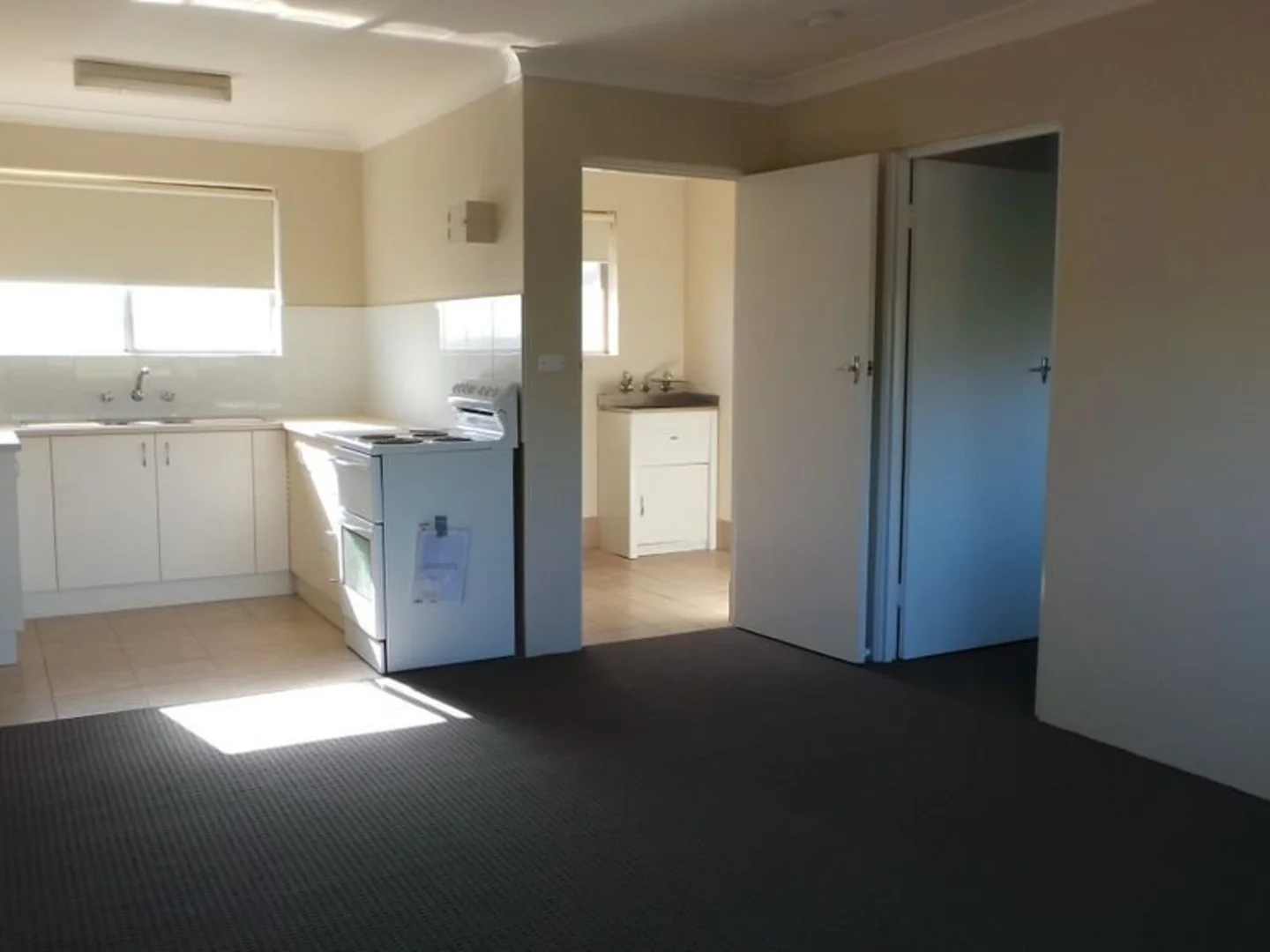 Additional image 2 of 2/12-14 Macquarie St, North Tamworth NSW 2340