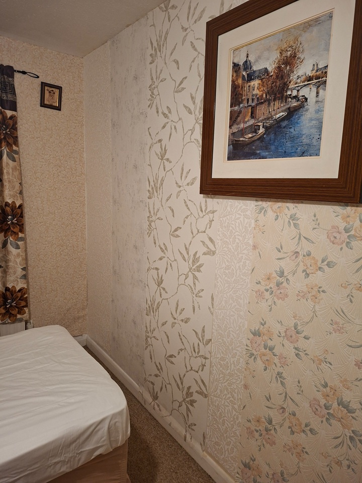 Additional image 4 of Room in a Shared Flat, Hewitt Avenue, CV6, N1 7GU