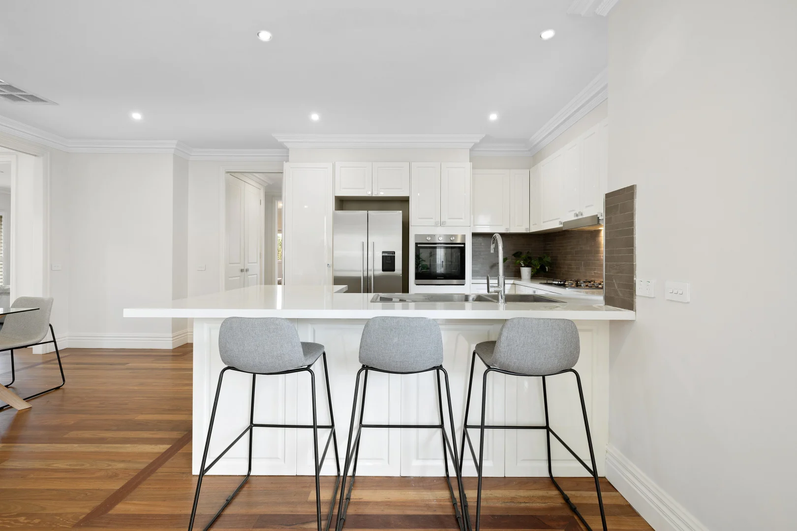 Additional image 9 of 1/34 Winbourne Road, Mount Waverley VIC 3149