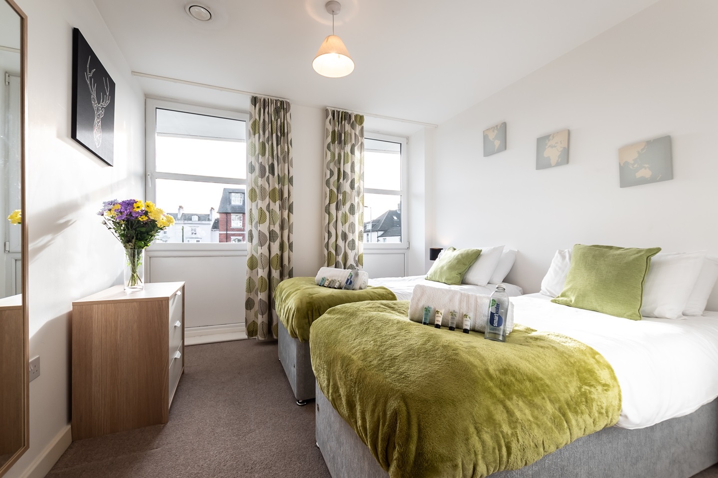 Additional image 5 of 2 Bed Flat, Empress Heights, SO14, N1 7GU