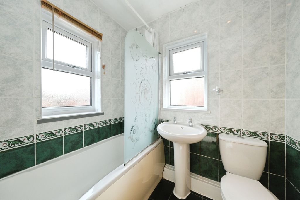 Additional image 16 of 3 bed semi-detached house for saleEdgwood Road, Nottingham NG16