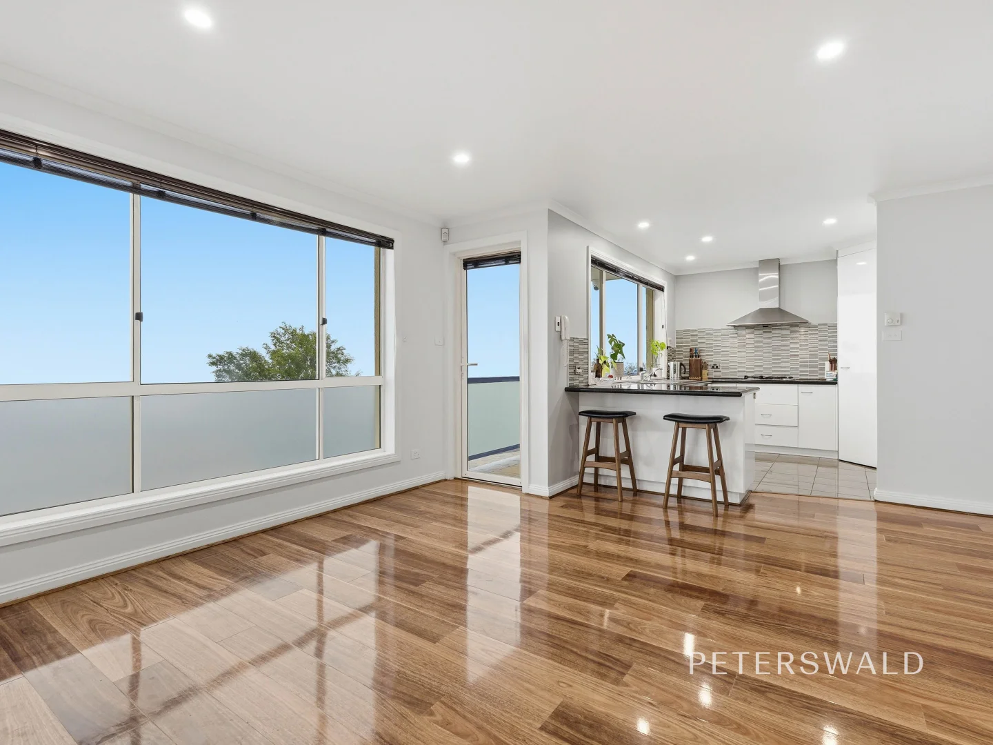 4/54 Nicholas Dr, Sandy Bay TAS 7005 photo 3