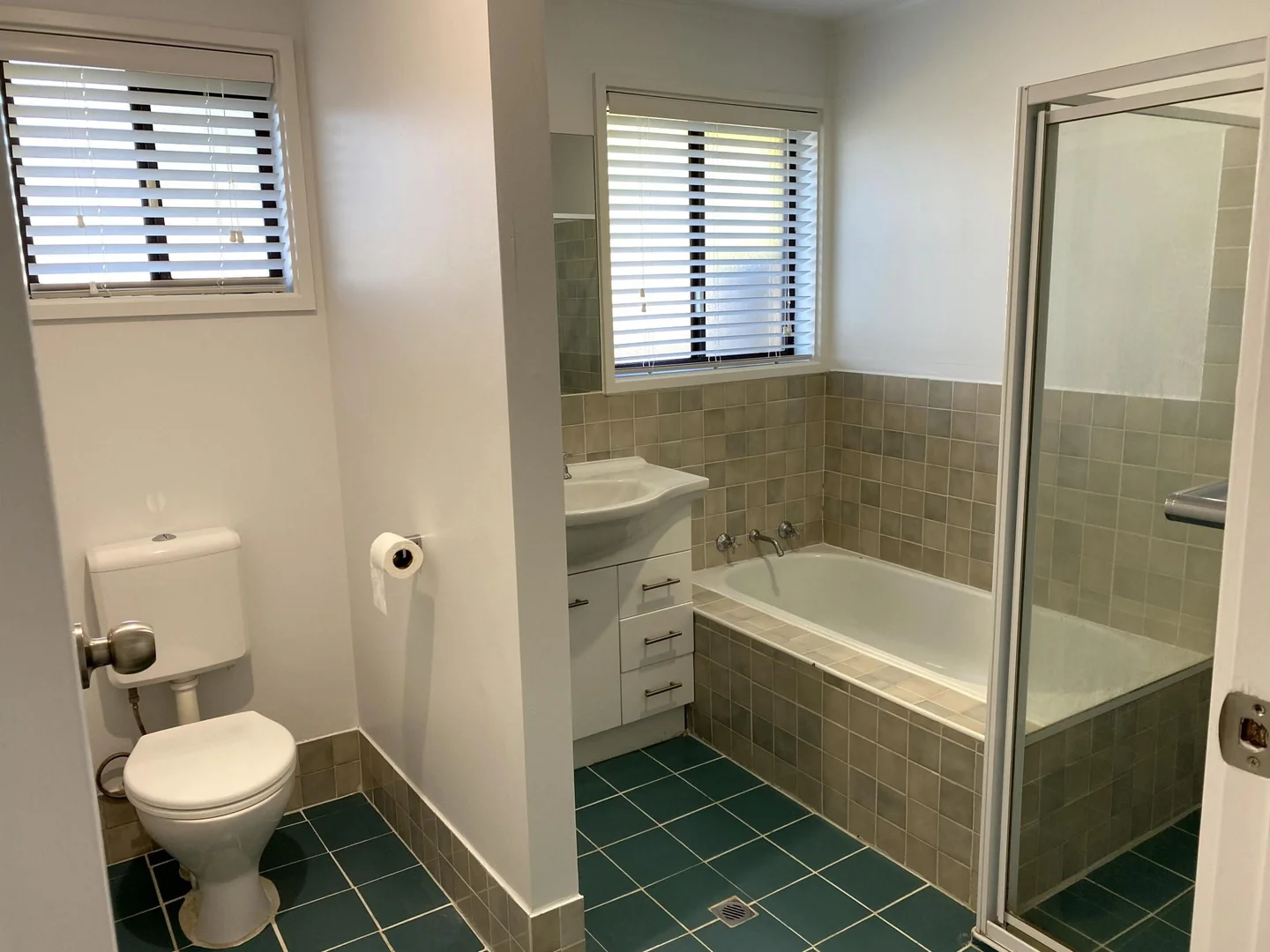 Additional image 6 of 30 Pinaroo Drive, Glenfield Park NSW 2650