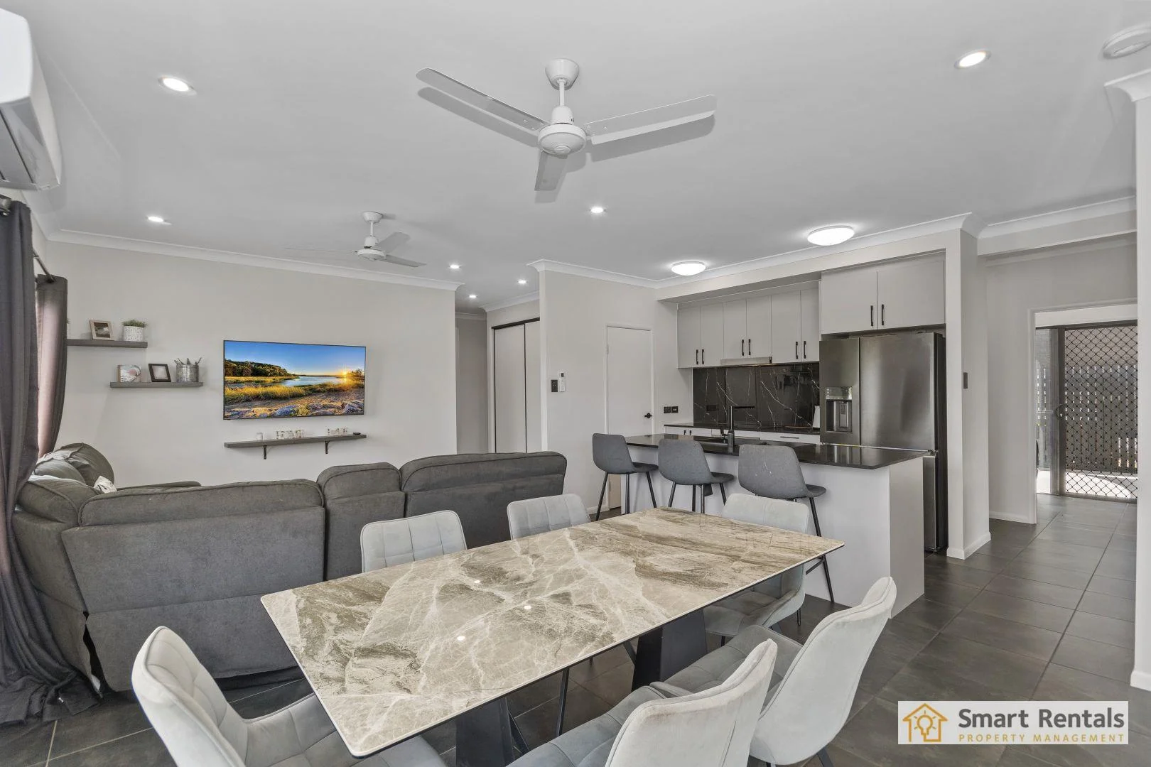 23 Shale Circuit, Cosgrove QLD 4818 photo 4