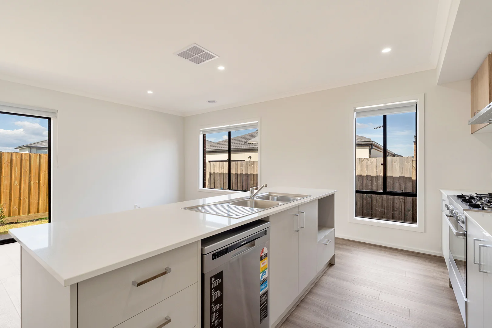 Additional image 6 of 32 Cypress Crescent, Beveridge VIC 3753