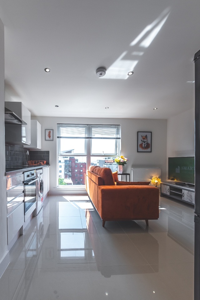 2 Bed Flat, Atlantic Mansions, SO14, N1 7GU photo 3