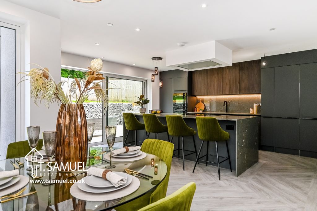 Additional image 17 of 5 bed detached house for saleThe Oaks, Trem Y Dyffryn, Mountain Ash CF45