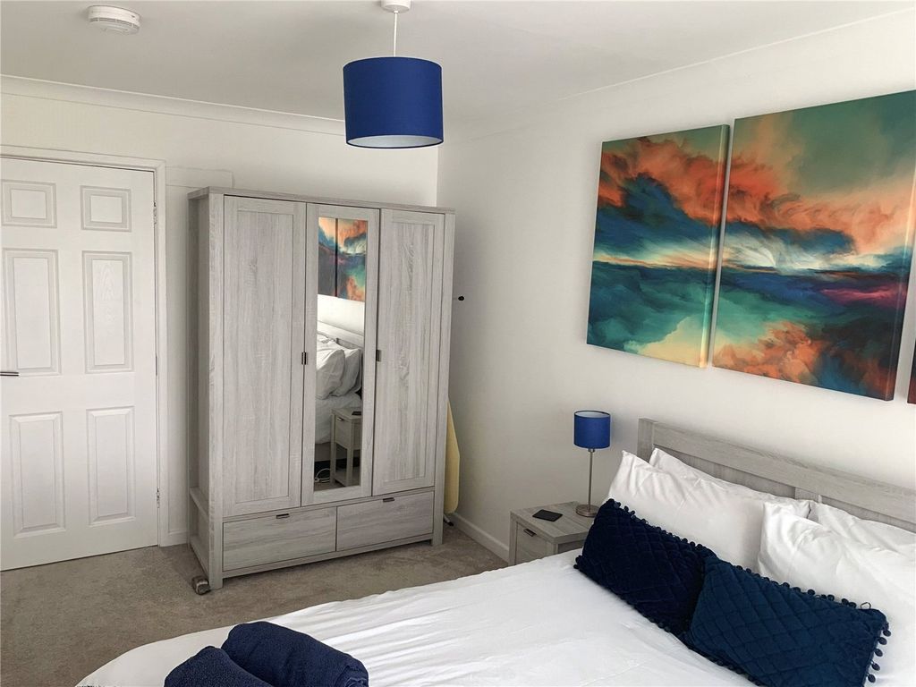 Additional image 9 of 1 bed flat for saleFlat 5, Dunmore Apartments, Warren Street, Tenby, Pembrokeshire SA70