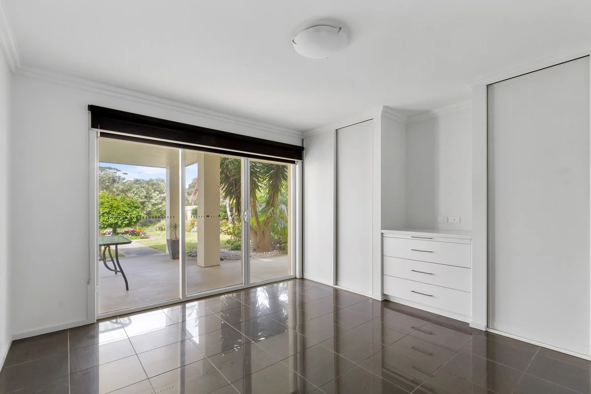 Additional image 7 of 1/122 Golf Links Road, Lakes Entrance VIC 3909