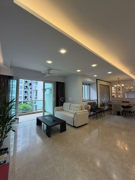 The Warren // Beautifully well kept unit photo 2