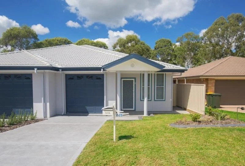 2/25 Conder Crescent, Metford NSW 2323