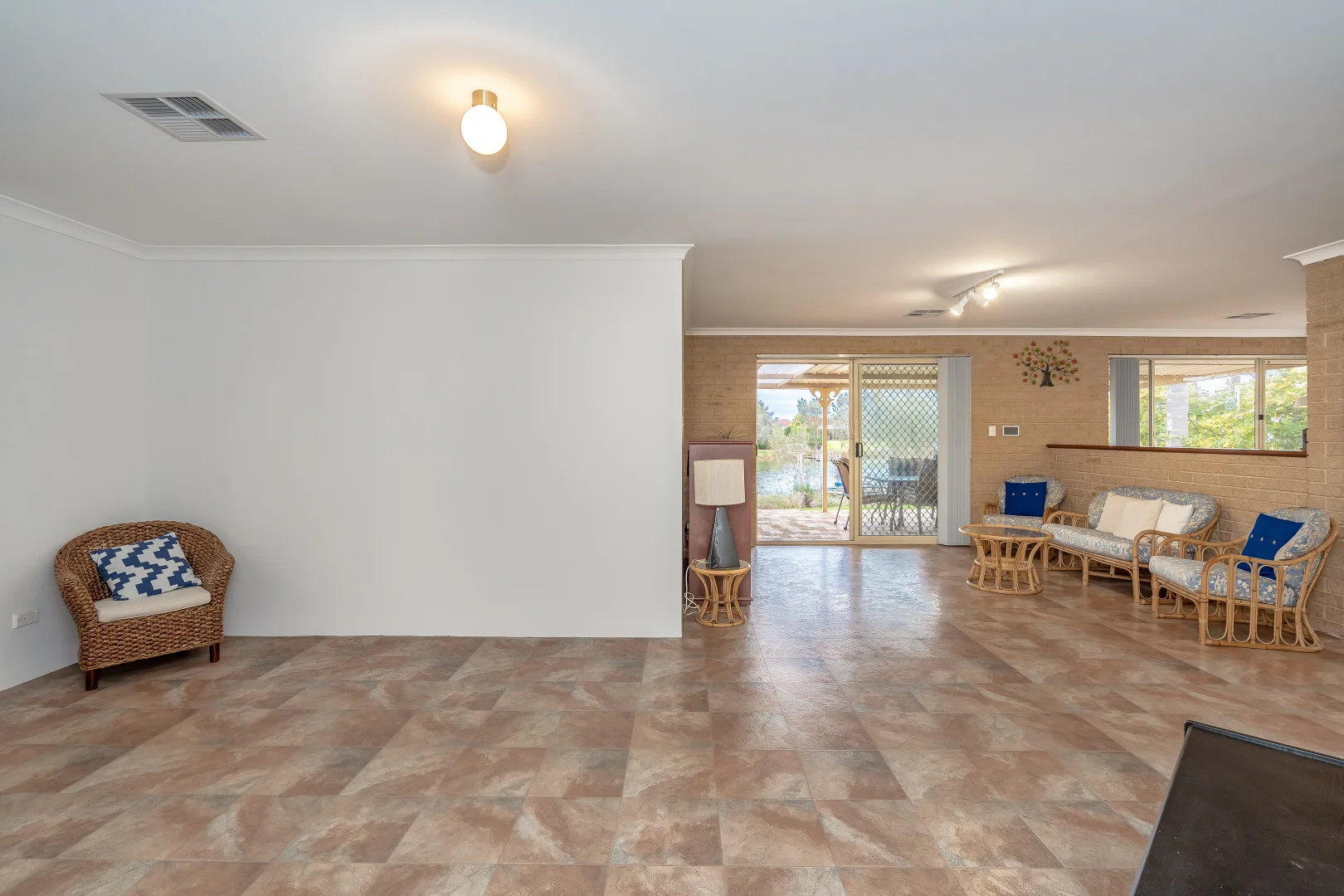 Additional image 3 of 13 Delta Drive, South Yunderup WA 6208