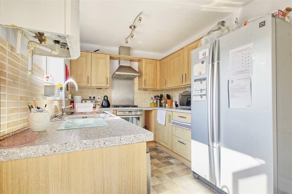 Additional image 6 of Room in a Shared House, Circus Drive, CB4, N1 7GU