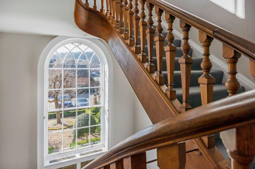 Additional image 11 of 4 bed flat for saleNorthfield End, Henley-On-Thames, Oxfordshire RG9
