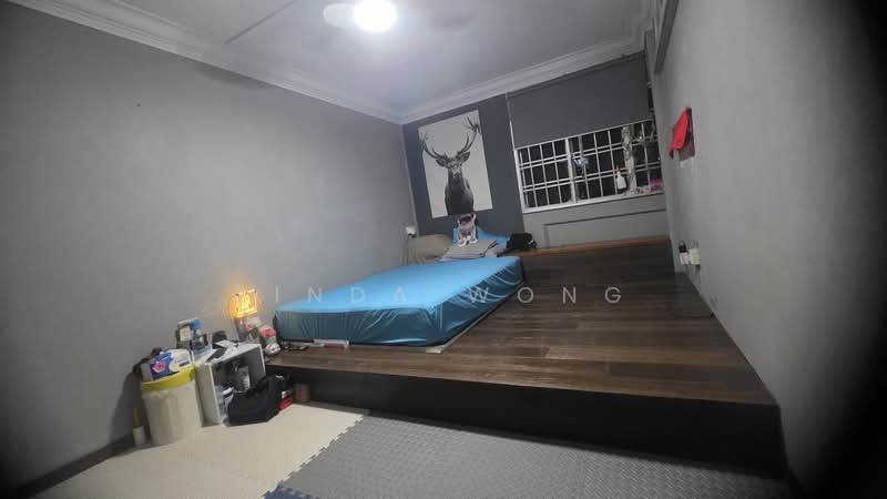 437 Tampines Street 43